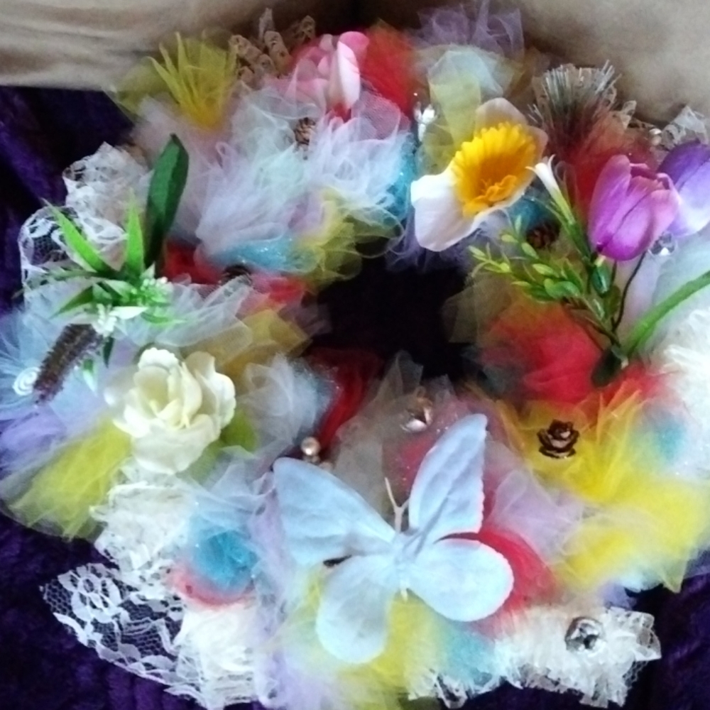 Spring wreath - Picture 3 of 4